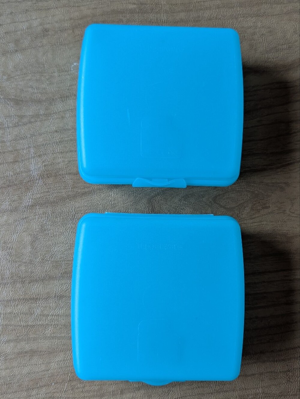 Tupperware Square Sandwich Containers - Set of 2
